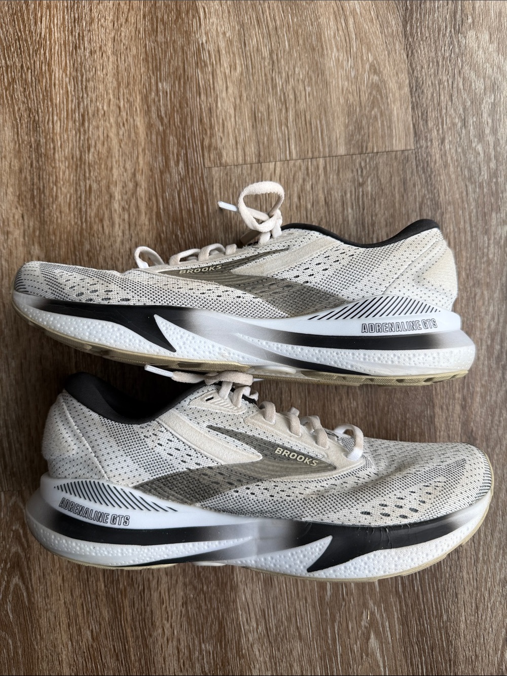 Men’s Brooks Adrenaline GTS Running Shoes